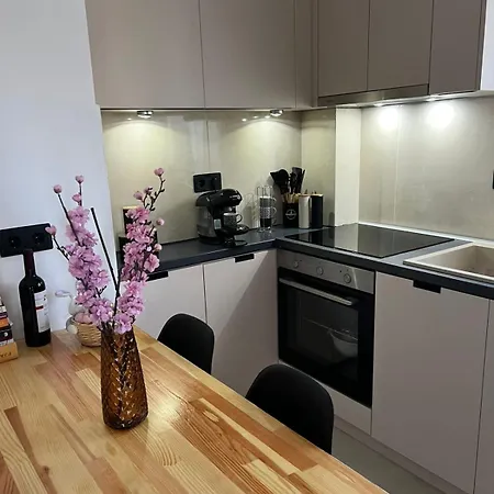 Vista Mare Maisonette 아파트 *